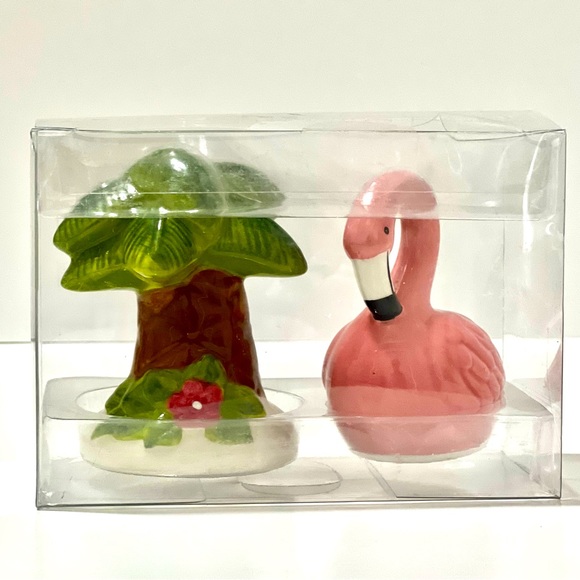 Flamingo and Palm Tree Salt and Pepper Shaker Set - Picture 2 of 6